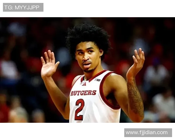 新科榜眼遭伤病冲击！哈珀拉伤小腿一瘸一拐回来更衣室 马刺官宣伤退