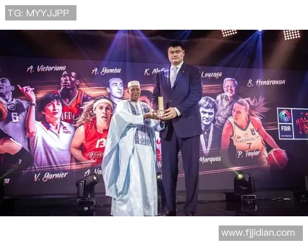 第21届亚裔名人堂洛杉矶颁奖，姚明等12人获荣誉